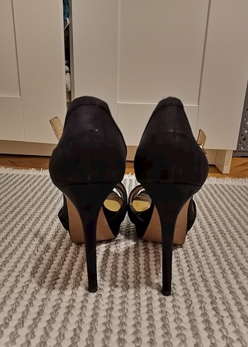Zara Zara Klasik Siyah Topuklu Kadın Ayakkabı