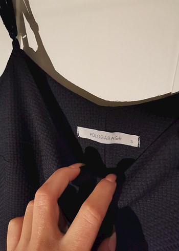 Polo Garage Marka Siyah V Yaka Askılı Elbise - Görsel 2