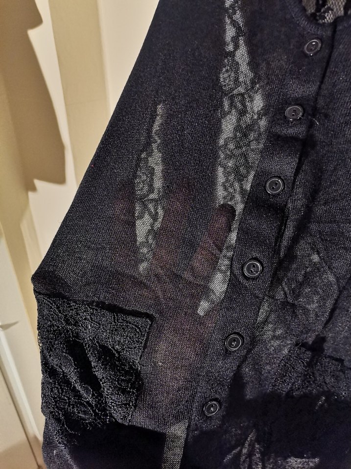 Koton Dantel Detaylı Siyah Hırka - Görsel 4