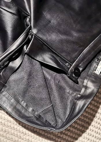 Kadın Siyah Deri Pantolon - Görsel 4