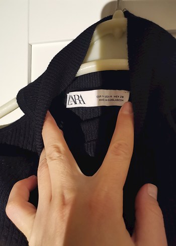 Zara Omzu Açık Boğazlı Siyah Kazak - Görsel 3