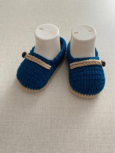Örgü bebek ayakkabısı