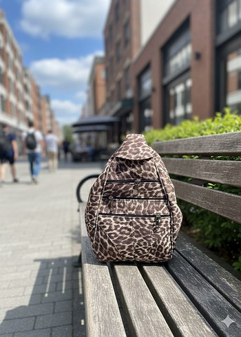 Kadın Zebra Desenli Fermuarlı Sırt Çantası hakiki deri - Görsel 4