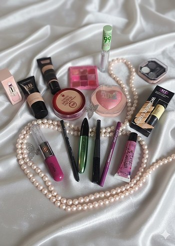 bir çanta dolusu makyaj malzemesi 15 adet ürün çanta hediye - Görsel 6