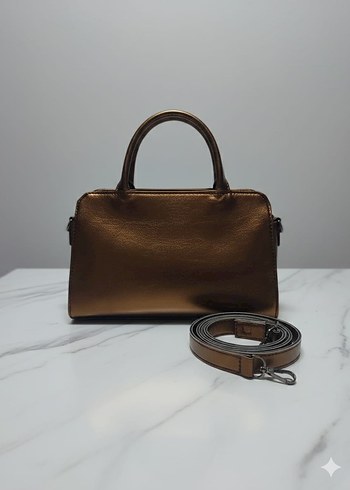 Altın Rengi Deri Kadın Çanta - Görsel 2