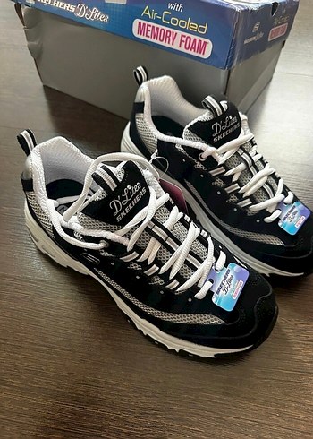 37 Beden Skechers D'Lites Spor Ayakkabı