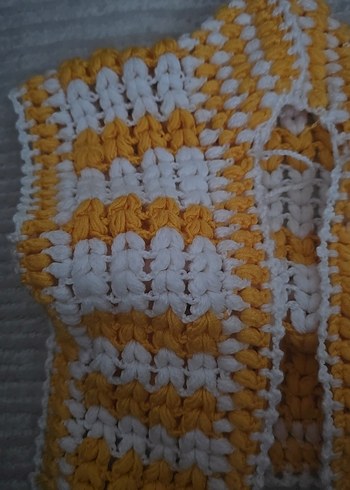 Sarı Beyaz Örgü Bebek Önlüğü - Görsel 2