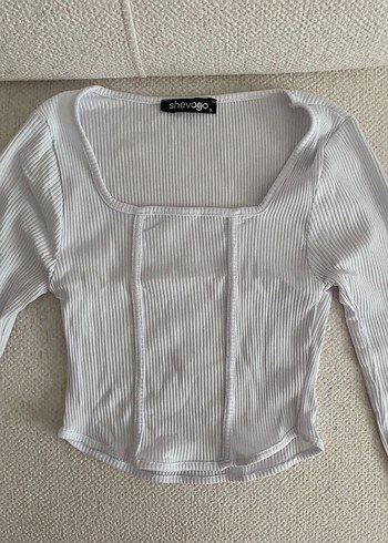 Nervür Detay Beyaz Kadın Bluz - Görsel 4