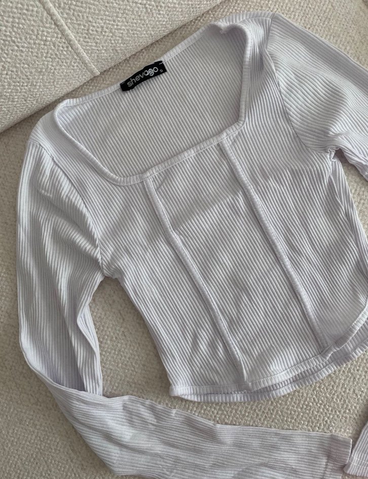 Nervür Detay Beyaz Kadın Bluz - Görsel 3