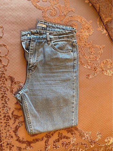Mom jean