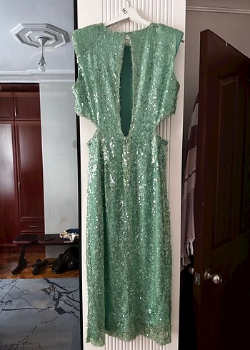 Zara Parlak Yeşil Uzun Drapeli Abiye Elbise