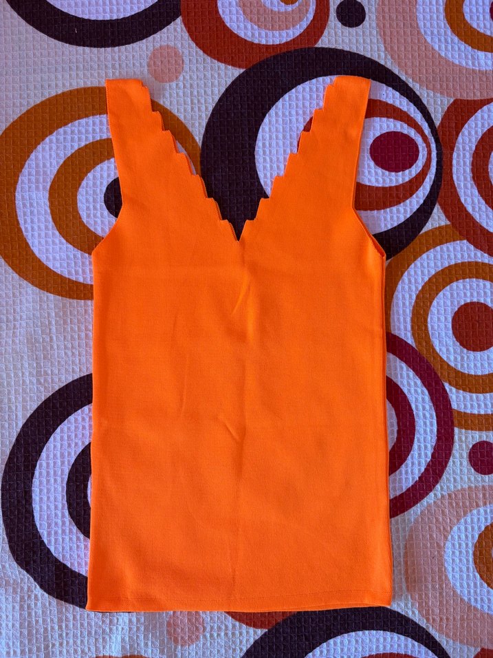 Turuncu V Yakalı Örgü Atlet - Görsel 2