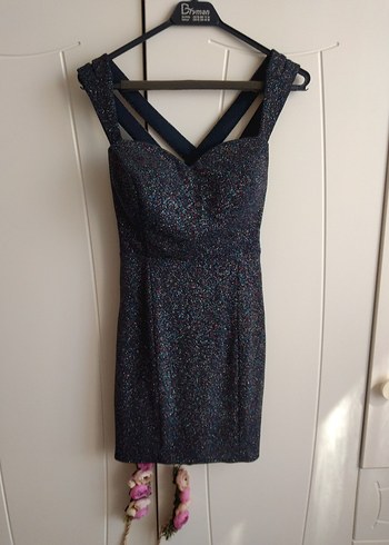 Parlak Mini V Yaka Askılı Elbise - Görsel 4