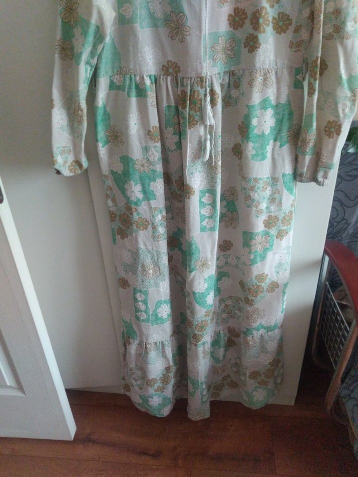 Uzun Desenli Keten Elbise - Görsel 3