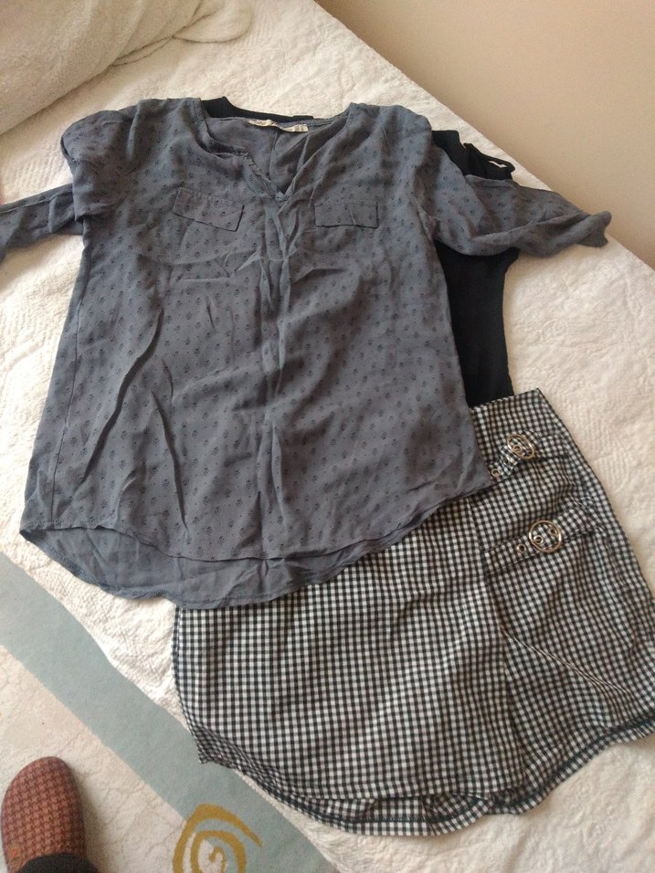 etek pantalon ve 2 bluz - Görsel 4