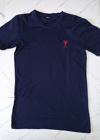AMİ PARİS L-XL-XXL Bedenleri Mevcuttur.