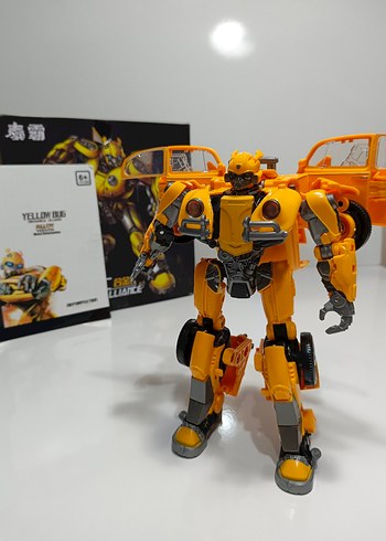  BUMBLEBEE Robot Aksiyon Figürü