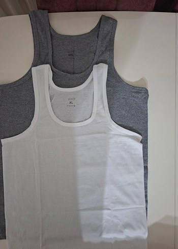 Beyaz ve gri  atlet - Görsel 2