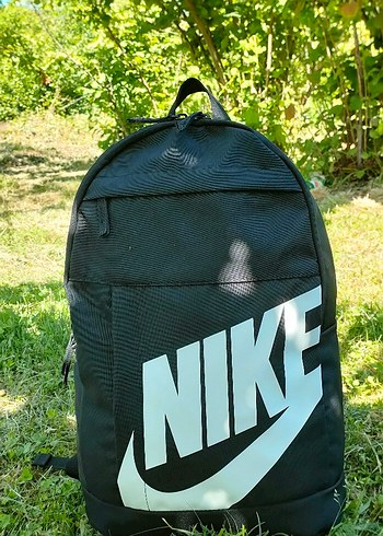 Nike Siyah Fermuarlı Erkek-Kadın Sırt Çantası