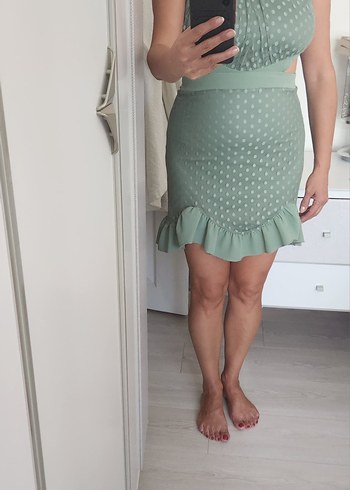 Puantiyeli Yeşill mini elbise - Görsel 2