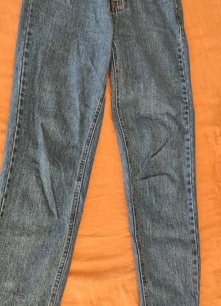 Mom jeans pull and bear