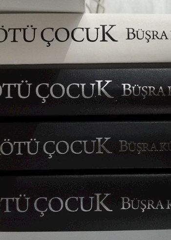 Büşra K. - Kötü Çocuk Roman Seti