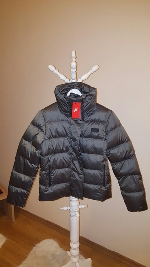 Nike mont S