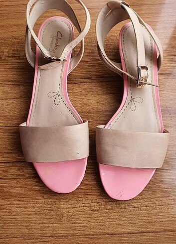 Clarks topuklu sandalet 42.5