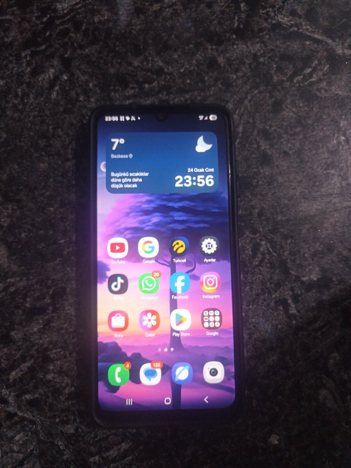 Samsung Galaxy A06 128 GB / 4 GB RAM - Sıfır Ayarında Kutulu - Görsel 3