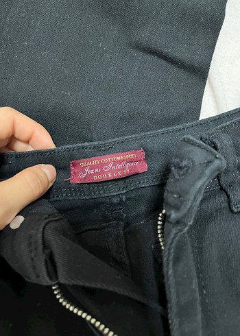 26 Beden siyah Renk Siyah Fermuarlı Kadın Midi Kot Pantolon