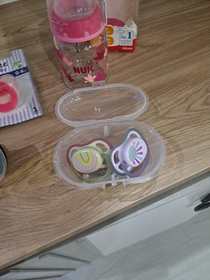 NUK Pembe Biberon ve Emzik Seti - Görsel 3