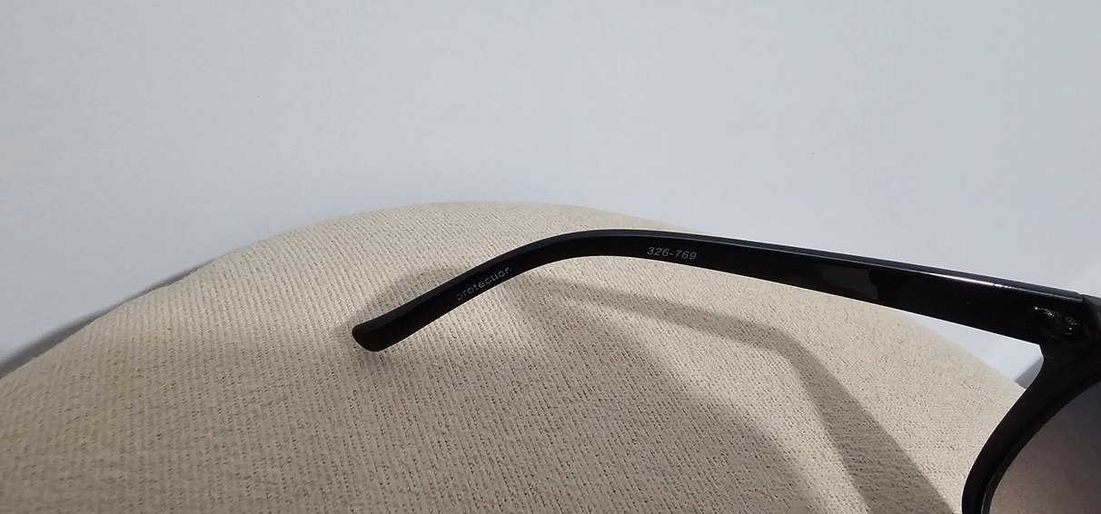 Klasik Siyah Kadın Güneş Gözlüğü - Görsel 2