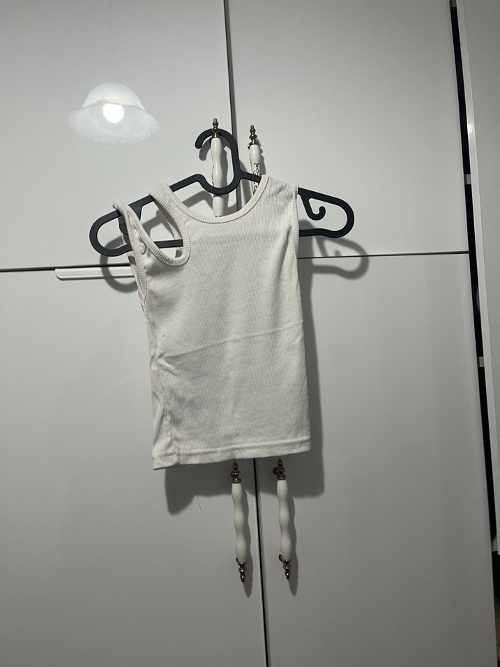 Beyaz Crop - Görsel 3