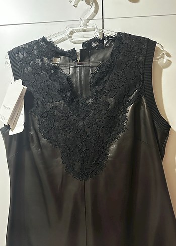 Escada 36