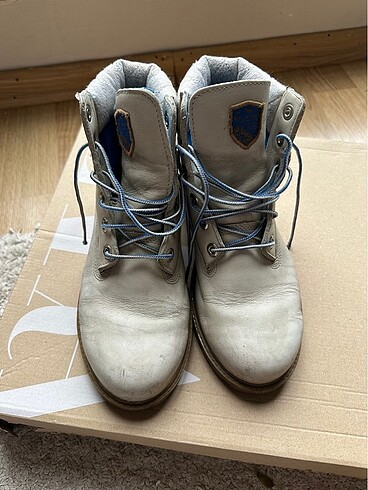 39 Beden Timberland beyaz bot
