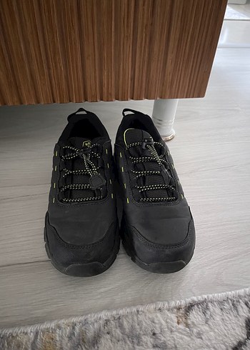 tek ebat Beden Sarı Detaylı Erkek Spor Outdoor Ayakkabı