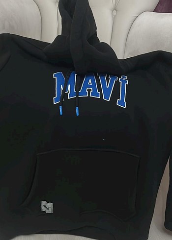 Mavi Baskılı Siyah Kapüşonlu Sweatshirt