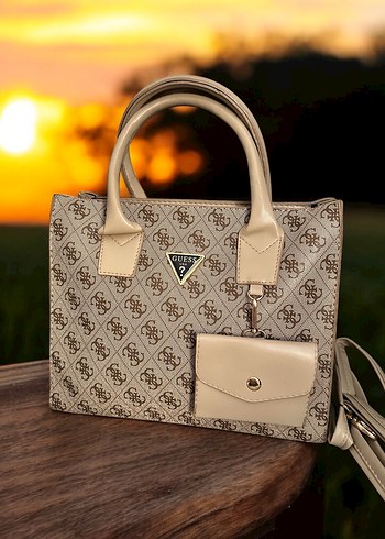Guess Bohem Kadın Desenli Çanta