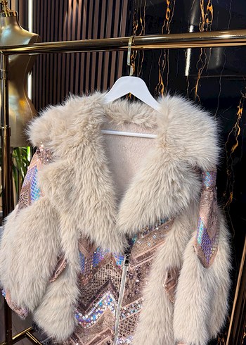 Bej Kürk Detaylı Mini Kadın Ceket - Görsel 4