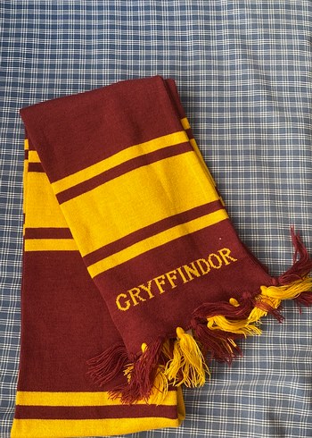 Primark Bordo Sarı Gryffindor Harry Potter Atkı