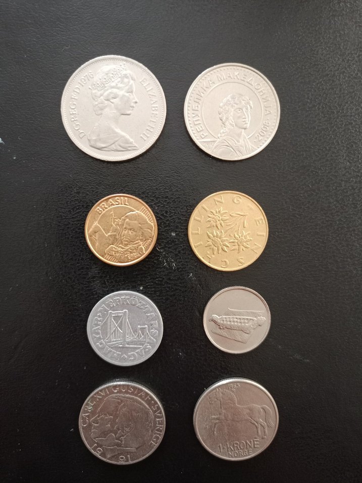 Yabancı madeni paralar 8 adet - Görsel 2