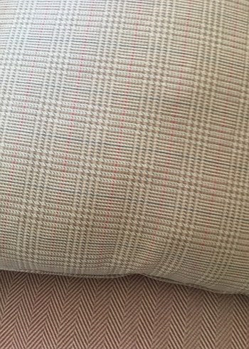 Bej ve Gri Desenli Dekoratif Yastık - Görsel 6