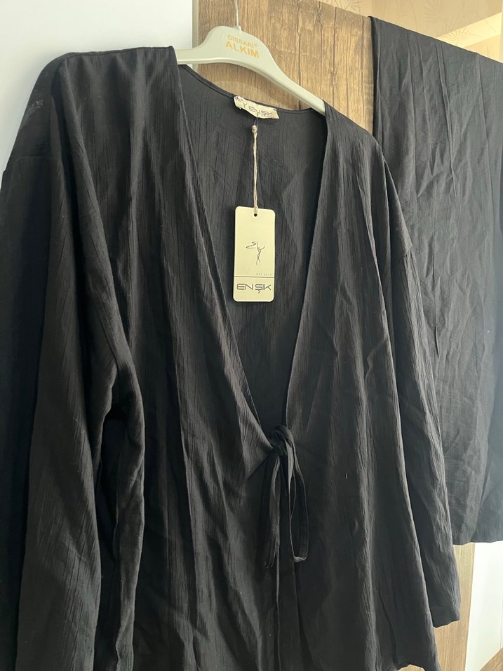 Siyah Kadın Takımı - Görsel 4