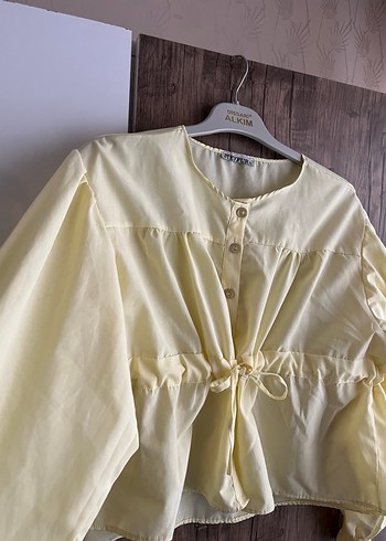 Sarı Düğmeli Kadın Keten Gömlek - Görsel 5