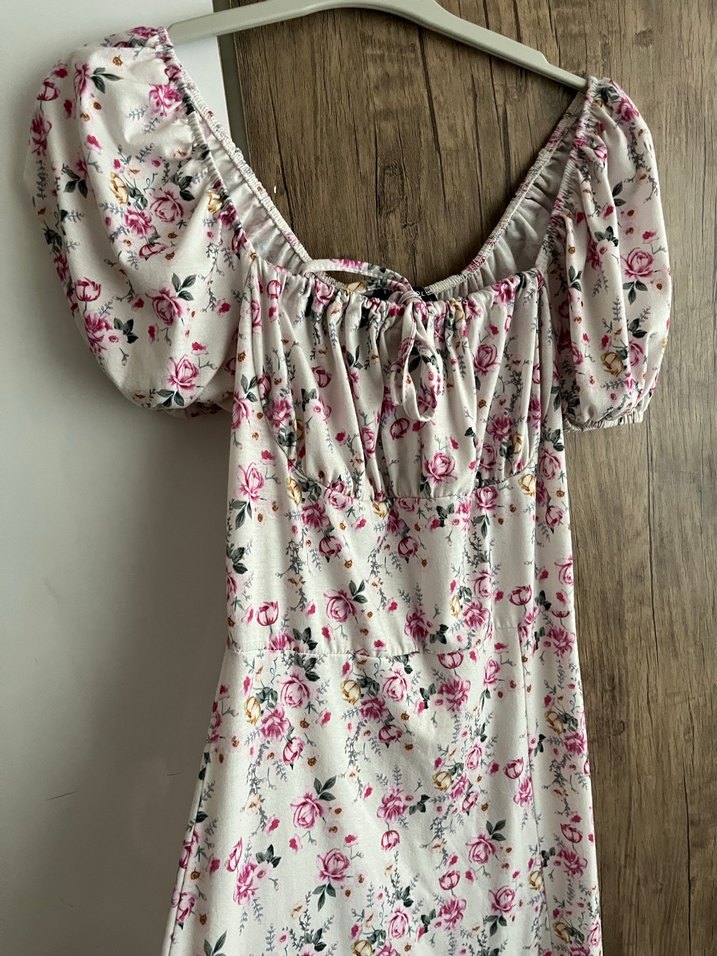 V Yaka Çiçek Desenli Midi Elbise - Görsel 2