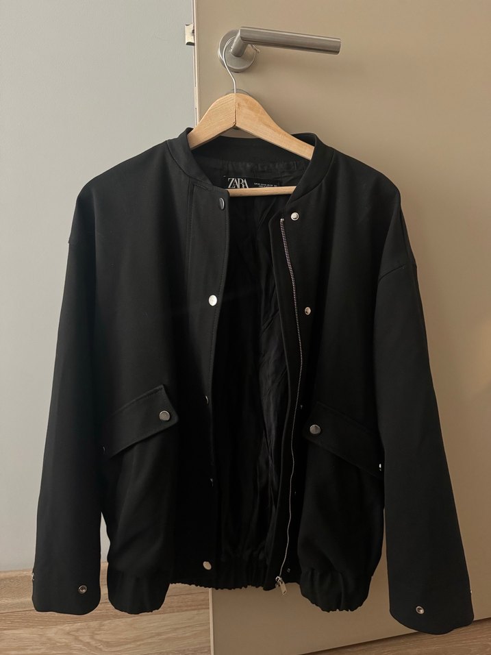 Zara Siyah Fermuarlı Salaş Kadın Ceket - Görsel 2