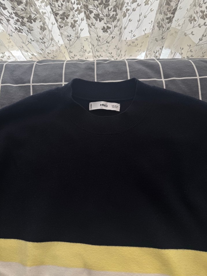 Sarı Çizgili Örgü Kadın Kazak - Görsel 2