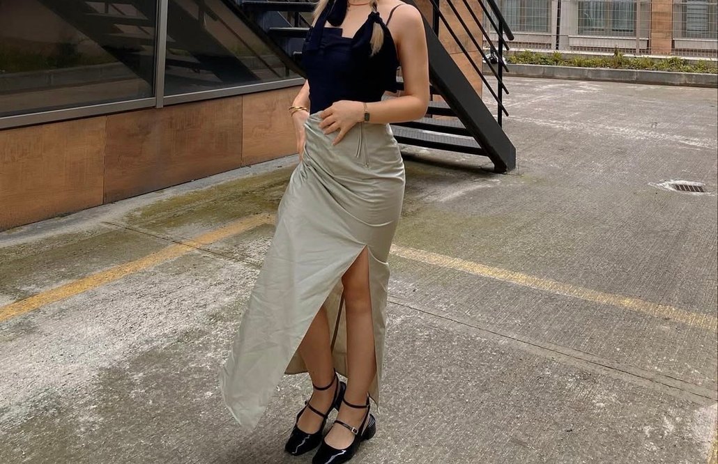 Zara Sokak Stilinde Siyah Midi Etek - Görsel 3