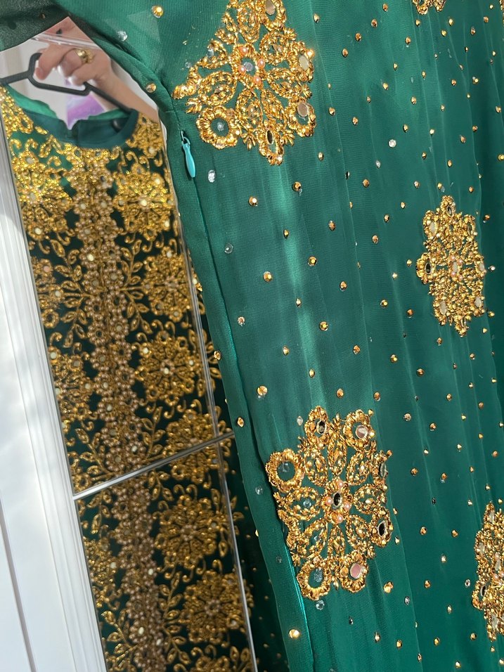 Uzun, Salaş, Desenli Altın İşlemeli Kadın Hint Elbisesi - Görsel 5