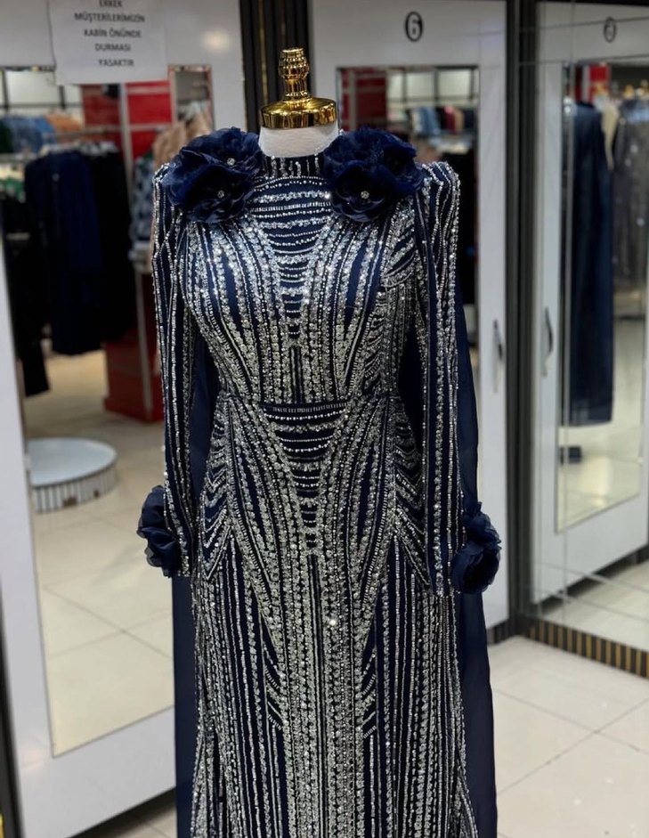 Payet İşlemeli Lacivert Uzun Abiye Elbise - Görsel 2